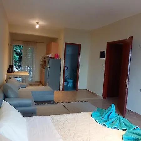 Litheri-studios&apartment Guest house *